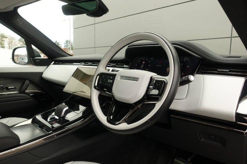 2024 (73) LAND ROVER RANGE ROVER SPORT 3.0 D300 Dynamic SE 5dr Auto 5225130