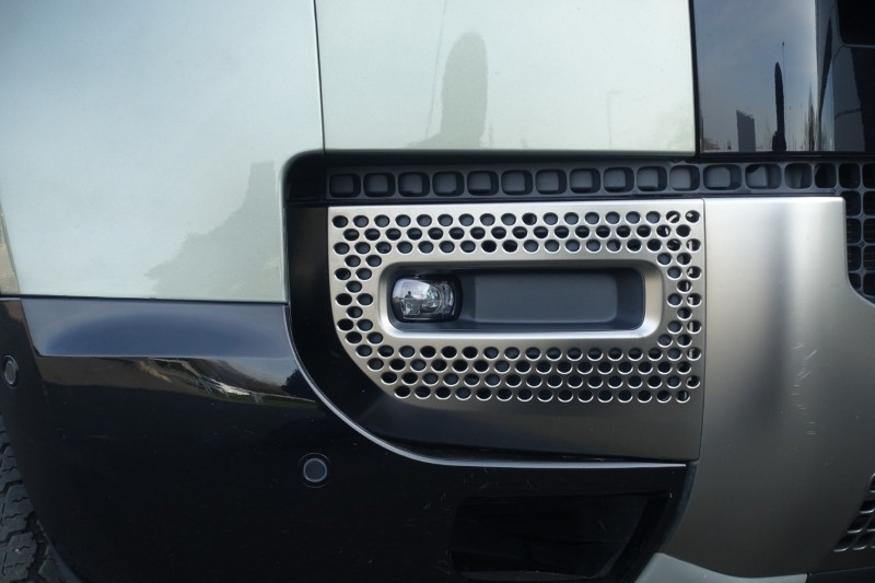 2023 (23) LAND ROVER DEFENDER 3.0 D300 X 110 5dr Auto 5203648