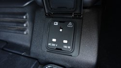 2023 (23) LAND ROVER DEFENDER 3.0 D300 X 110 5dr Auto 5203666