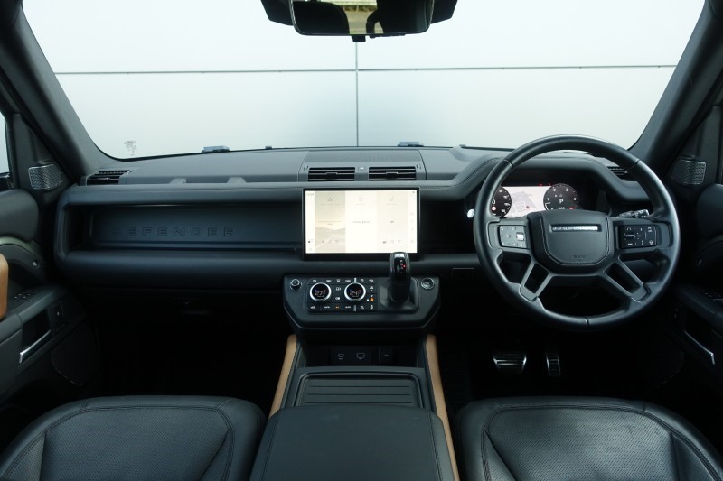 2023 (23) LAND ROVER DEFENDER 3.0 D300 X 110 5dr Auto 5203638