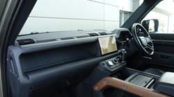 2023 (23) LAND ROVER DEFENDER 3.0 D300 X 110 5dr Auto 5203697