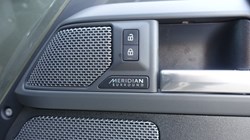 2023 (23) LAND ROVER DEFENDER 3.0 D300 X 110 5dr Auto 5203687