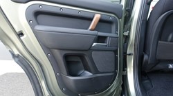 2023 (23) LAND ROVER DEFENDER 3.0 D300 X 110 5dr Auto 5203693