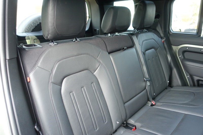 2023 (23) LAND ROVER DEFENDER 3.0 D300 X 110 5dr Auto 5203691