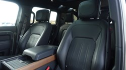 2023 (23) LAND ROVER DEFENDER 3.0 D300 X 110 5dr Auto 5203699