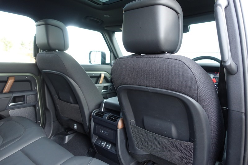 2023 (23) LAND ROVER DEFENDER 3.0 D300 X 110 5dr Auto 5203690