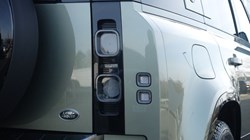 2023 (23) LAND ROVER DEFENDER 3.0 D300 X 110 5dr Auto 5203653