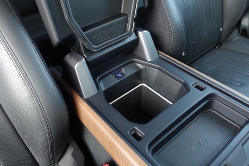 2023 (23) LAND ROVER DEFENDER 3.0 D300 X 110 5dr Auto 5203680