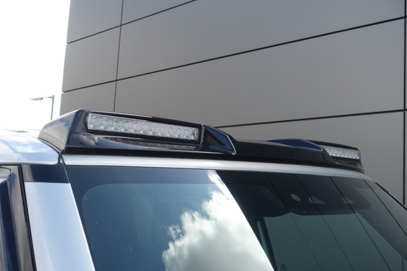 2021 (21) LAND ROVER DEFENDER 3.0 D300 X-Dynamic HSE 110 5dr Auto [7 Seat] 5644463