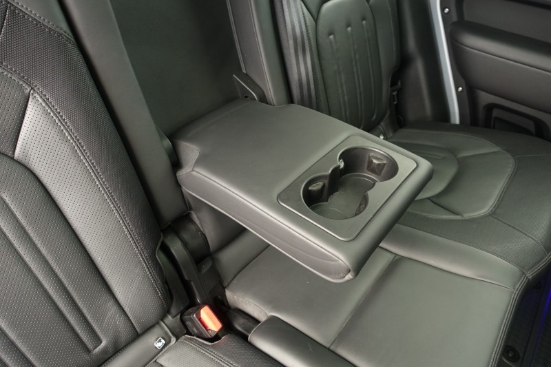 2021 (21) LAND ROVER DEFENDER 3.0 D300 X-Dynamic HSE 110 5dr Auto [7 Seat] 5644494