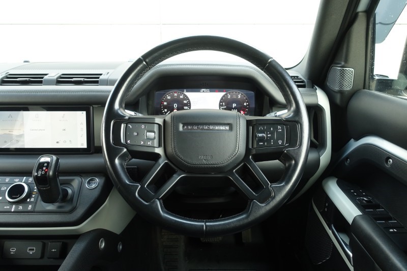 2021 (21) LAND ROVER DEFENDER 3.0 D300 X-Dynamic HSE 110 5dr Auto [7 Seat] 5644444