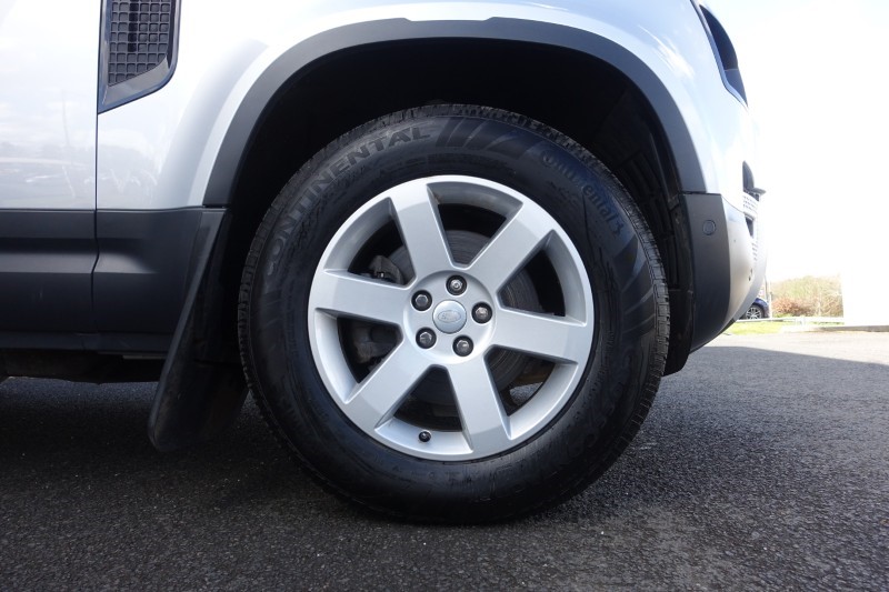 2021 (71) LAND ROVER COMMERCIAL DEFENDER 3.0 D200 Hard Top Auto 5286131