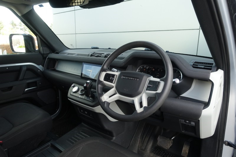 2021 (71) LAND ROVER COMMERCIAL DEFENDER 3.0 D200 Hard Top Auto 5286132