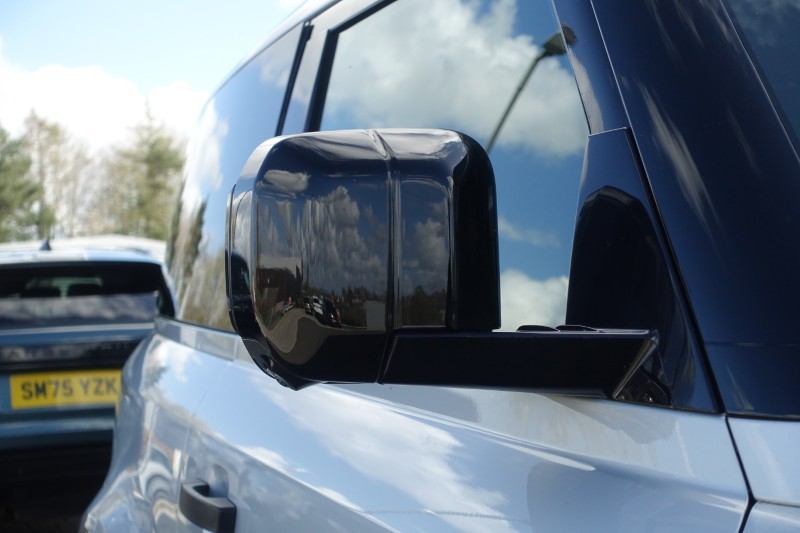 2021 (71) LAND ROVER COMMERCIAL DEFENDER 3.0 D200 Hard Top Auto 5286142