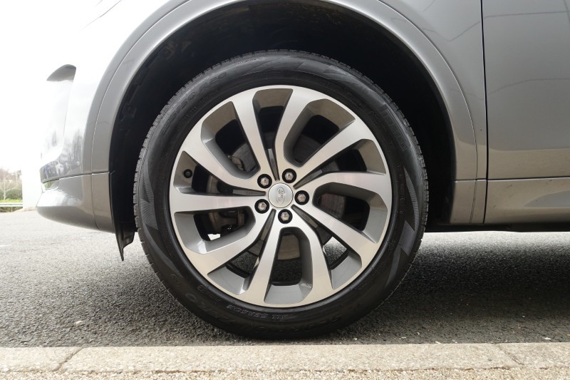 2022 (22) LAND ROVER DISCOVERY SPORT 2.0 D200 R-Dynamic HSE 5dr Auto 5210848