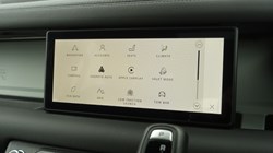 2024 (24) LAND ROVER DEFENDER 3.0 D300 X-Dynamic SE 110 5dr Auto 5195207