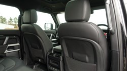 2024 (24) LAND ROVER DEFENDER 3.0 D300 X-Dynamic SE 110 5dr Auto 5195221