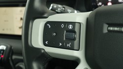 2024 (24) LAND ROVER DEFENDER 3.0 D300 X-Dynamic SE 110 5dr Auto 5195204