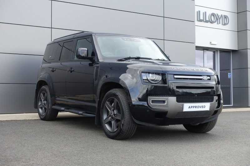 2024 (24) LAND ROVER DEFENDER 3.0 D300 X-Dynamic SE 110 5dr Auto