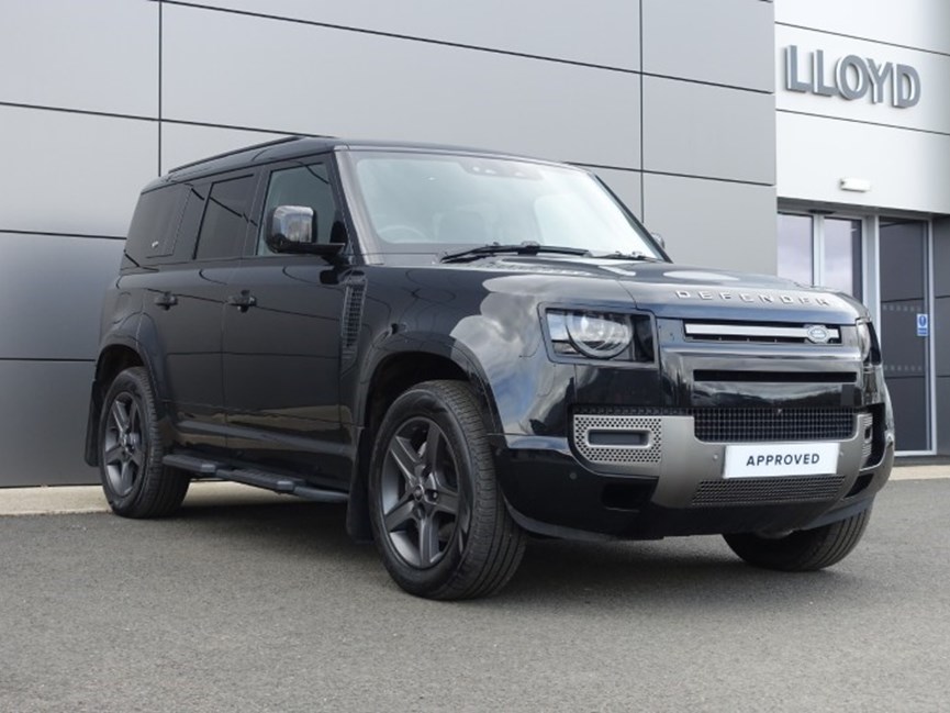 2024 (24) LAND ROVER DEFENDER 3.0 D300 X-Dynamic SE 110 5dr Auto