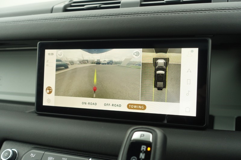 2024 (24) LAND ROVER DEFENDER 3.0 D300 X-Dynamic SE 110 5dr Auto 5195205