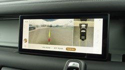 2024 (24) LAND ROVER DEFENDER 3.0 D300 X-Dynamic SE 110 5dr Auto 5195205