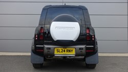 2024 (24) LAND ROVER DEFENDER 3.0 D300 X-Dynamic SE 110 5dr Auto 5195169
