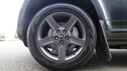 2024 (24) LAND ROVER DEFENDER 3.0 D300 X-Dynamic SE 110 5dr Auto 5195196