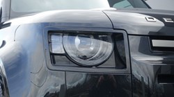 2024 (24) LAND ROVER DEFENDER 3.0 D300 X-Dynamic SE 110 5dr Auto 5195180