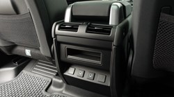 2024 (24) LAND ROVER DEFENDER 3.0 D300 X-Dynamic SE 110 5dr Auto 5195181