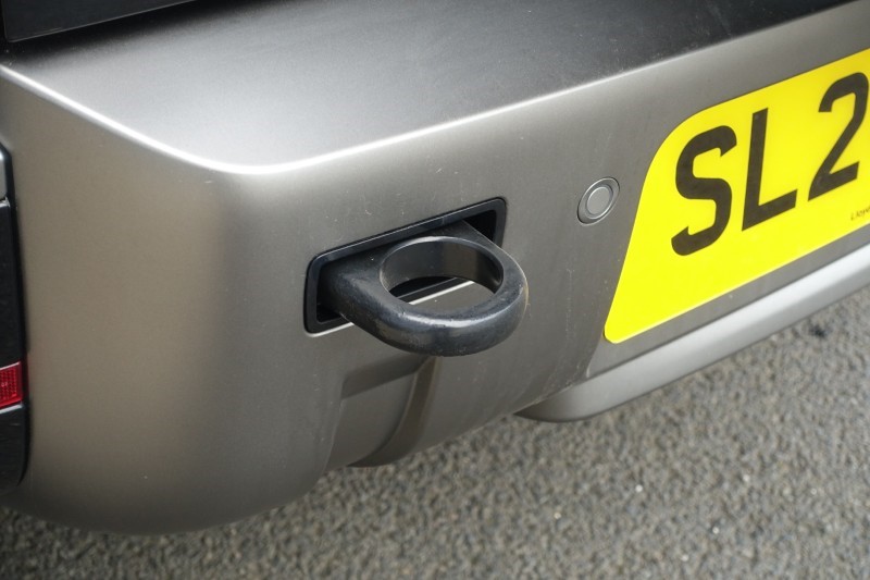 2024 (24) LAND ROVER DEFENDER 3.0 D300 X-Dynamic SE 110 5dr Auto 5195192