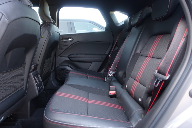 2022 (22) RENAULT CAPTUR 1.3 Mild hybrid 140 R.S. Line 5dr 5335880