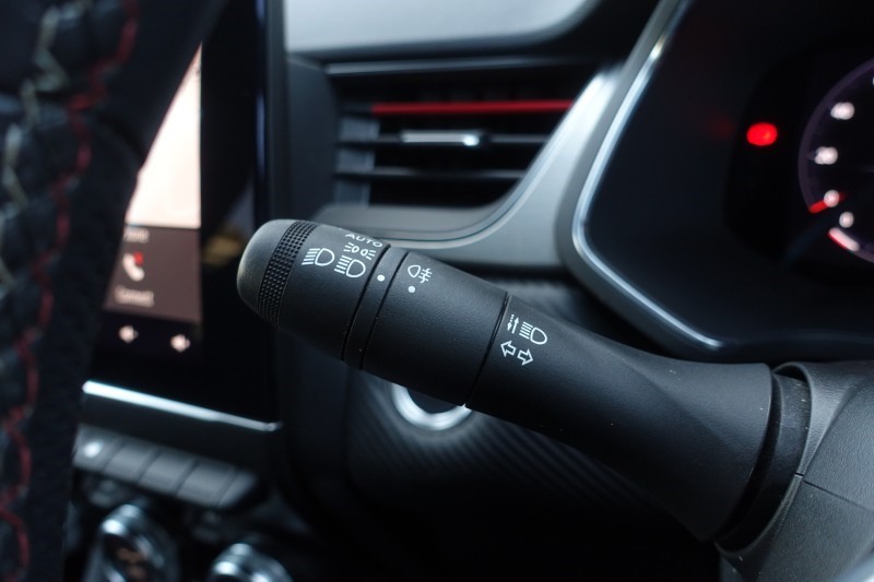 2022 (22) RENAULT CAPTUR 1.3 Mild hybrid 140 R.S. Line 5dr 5335909