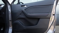 2022 (22) RENAULT CAPTUR 1.3 Mild hybrid 140 R.S. Line 5dr 5335918