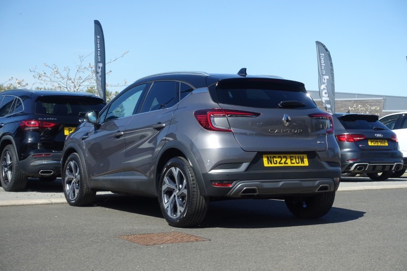 2022 (22) RENAULT CAPTUR 1.3 Mild hybrid 140 R.S. Line 5dr 5335878