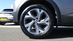 2022 (22) RENAULT CAPTUR 1.3 Mild hybrid 140 R.S. Line 5dr 5335899