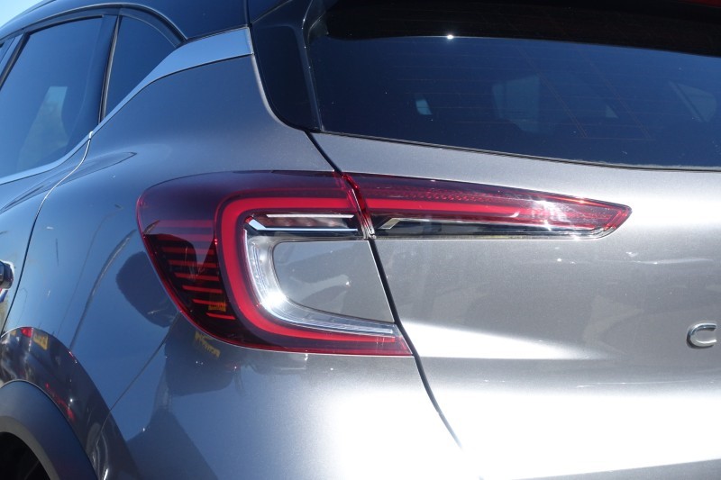 2022 (22) RENAULT CAPTUR 1.3 Mild hybrid 140 R.S. Line 5dr 5335895