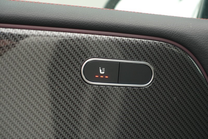 2022 (22) MERCEDES-BENZ GLB 220d 4Matic AMG Line Premium 5dr 8G-Tronic 5215250