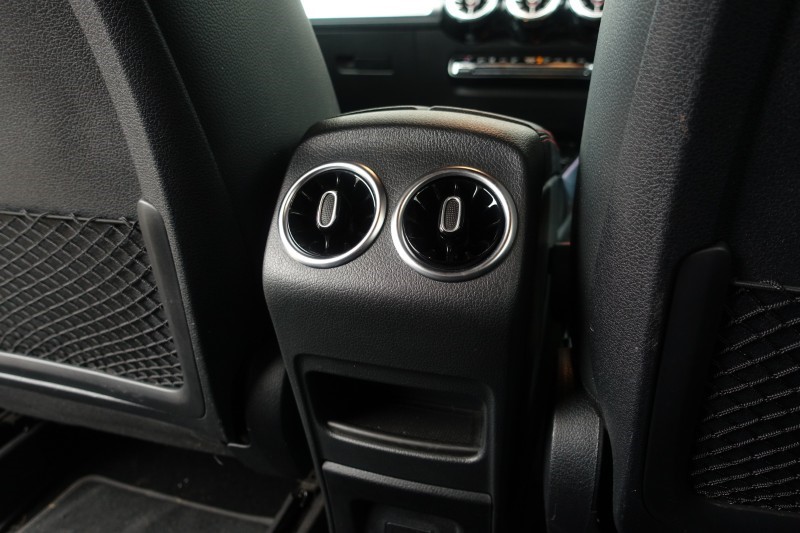 2022 (22) MERCEDES-BENZ GLB 220d 4Matic AMG Line Premium 5dr 8G-Tronic 5215216