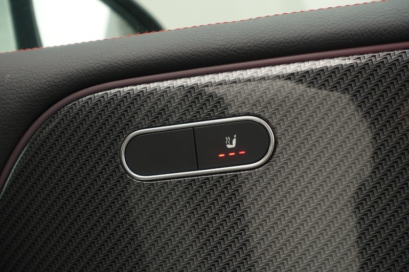 2022 (22) MERCEDES-BENZ GLB 220d 4Matic AMG Line Premium 5dr 8G-Tronic 5215240