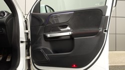 2022 (22) MERCEDES-BENZ GLB 220d 4Matic AMG Line Premium 5dr 8G-Tronic 5215239