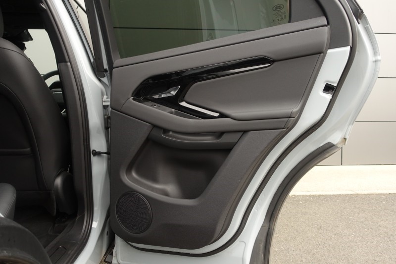 2024 (24) LAND ROVER RANGE ROVER EVOQUE 2.0 D165 S 5dr 2WD 5211040