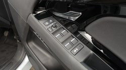 2024 (24) LAND ROVER RANGE ROVER EVOQUE 2.0 D165 S 5dr 2WD 5211039