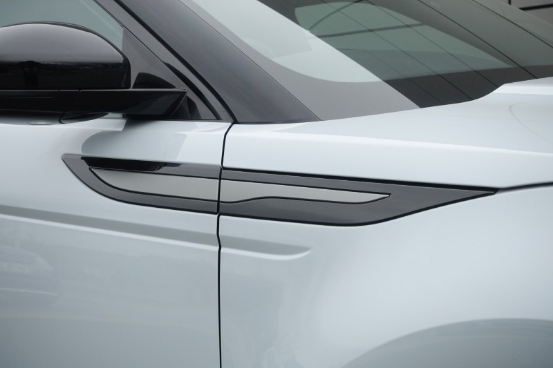 2024 (24) LAND ROVER RANGE ROVER EVOQUE 2.0 D165 S 5dr 2WD 5211015