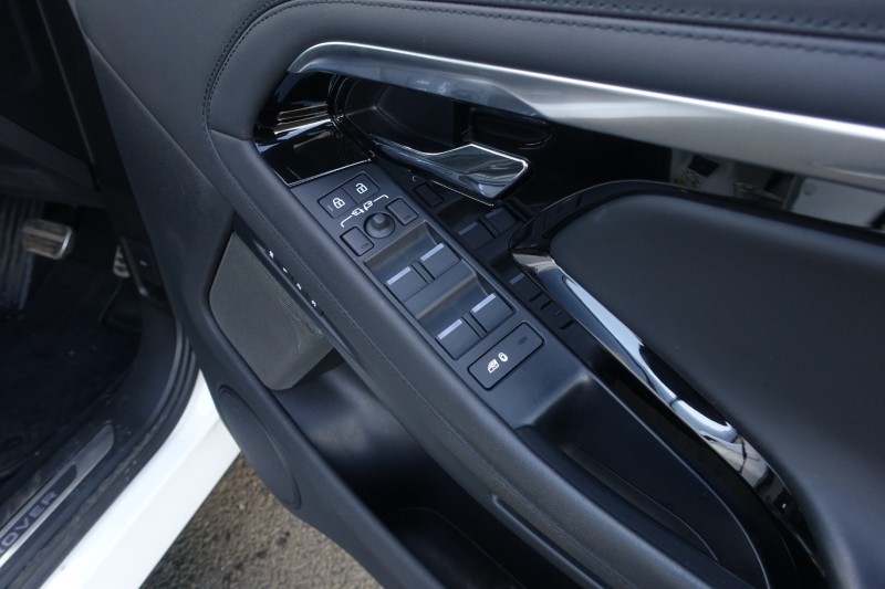 2022 (22) LAND ROVER RANGE ROVER EVOQUE 2.0 D200 Autobiography 5dr Auto 5220523