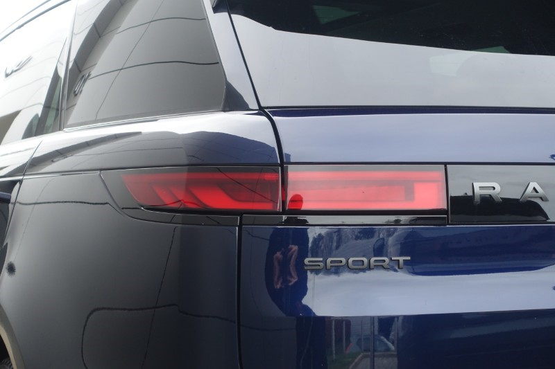 2023 (23) LAND ROVER RANGE ROVER SPORT 3.0 D300 Dynamic SE 5dr Auto 5215427