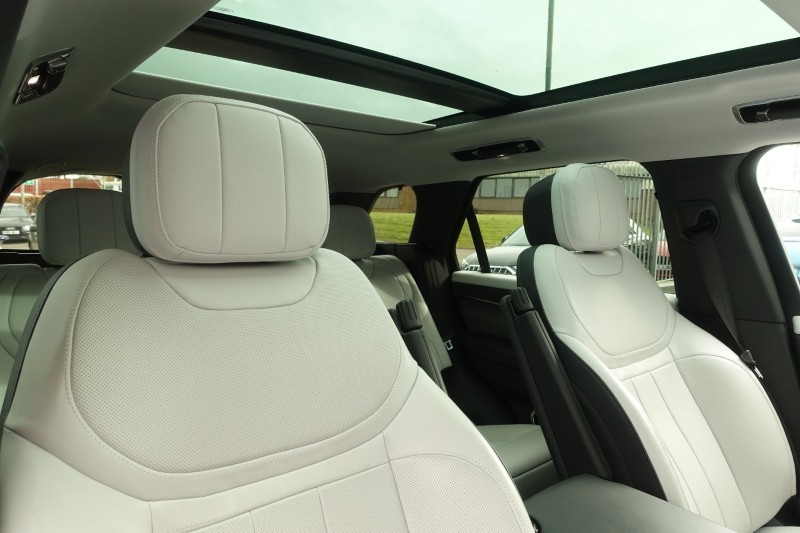 2023 (23) LAND ROVER RANGE ROVER SPORT 3.0 D300 Dynamic SE 5dr Auto 5215460