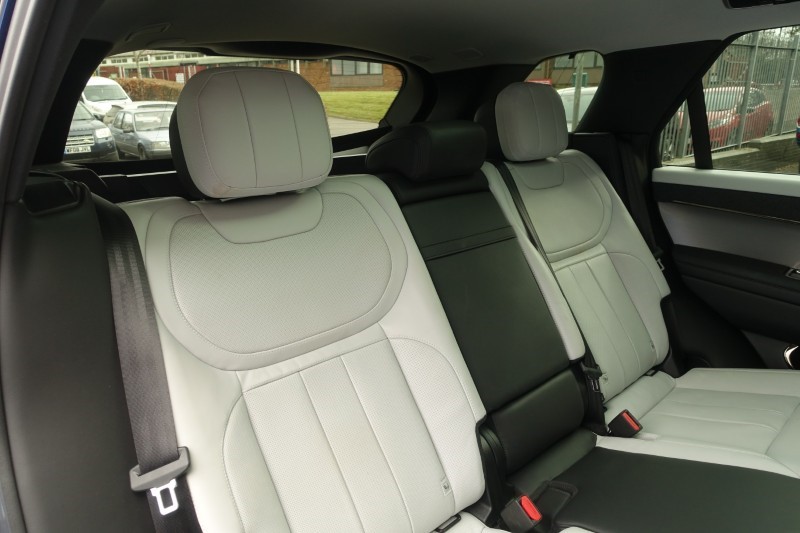 2023 (23) LAND ROVER RANGE ROVER SPORT 3.0 D300 Dynamic SE 5dr Auto 5215468