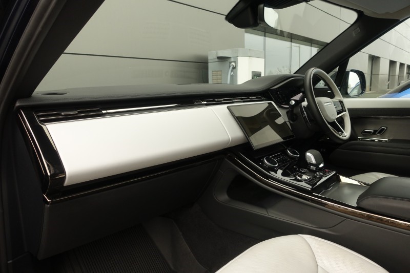 2023 (23) LAND ROVER RANGE ROVER SPORT 3.0 D300 Dynamic SE 5dr Auto 5215473