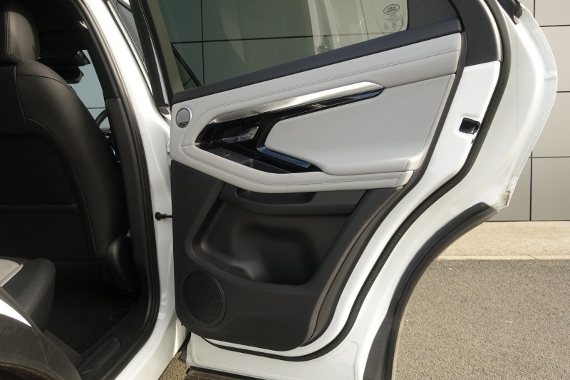 2023 (23) LAND ROVER RANGE ROVER EVOQUE 2.0 D200 R-Dynamic SE 5dr Auto 5231235